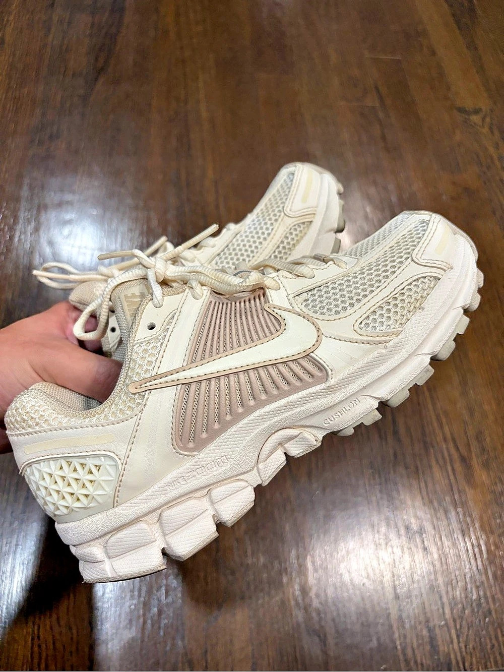 Nike P-6000 Girls US 5.5 Cream & Pink Sneakers